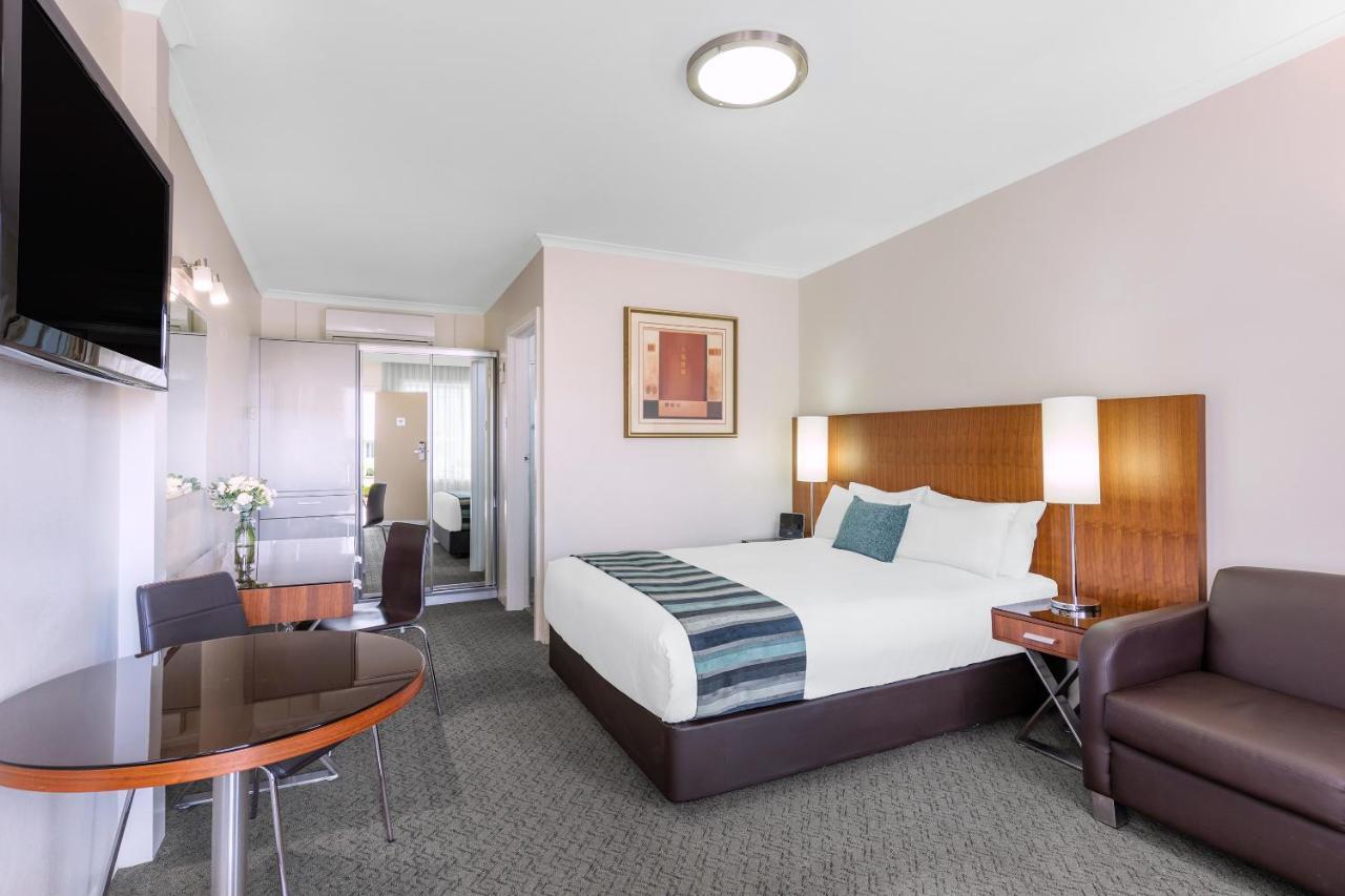 Breakfree Queanbeyan Motel Екстериор снимка