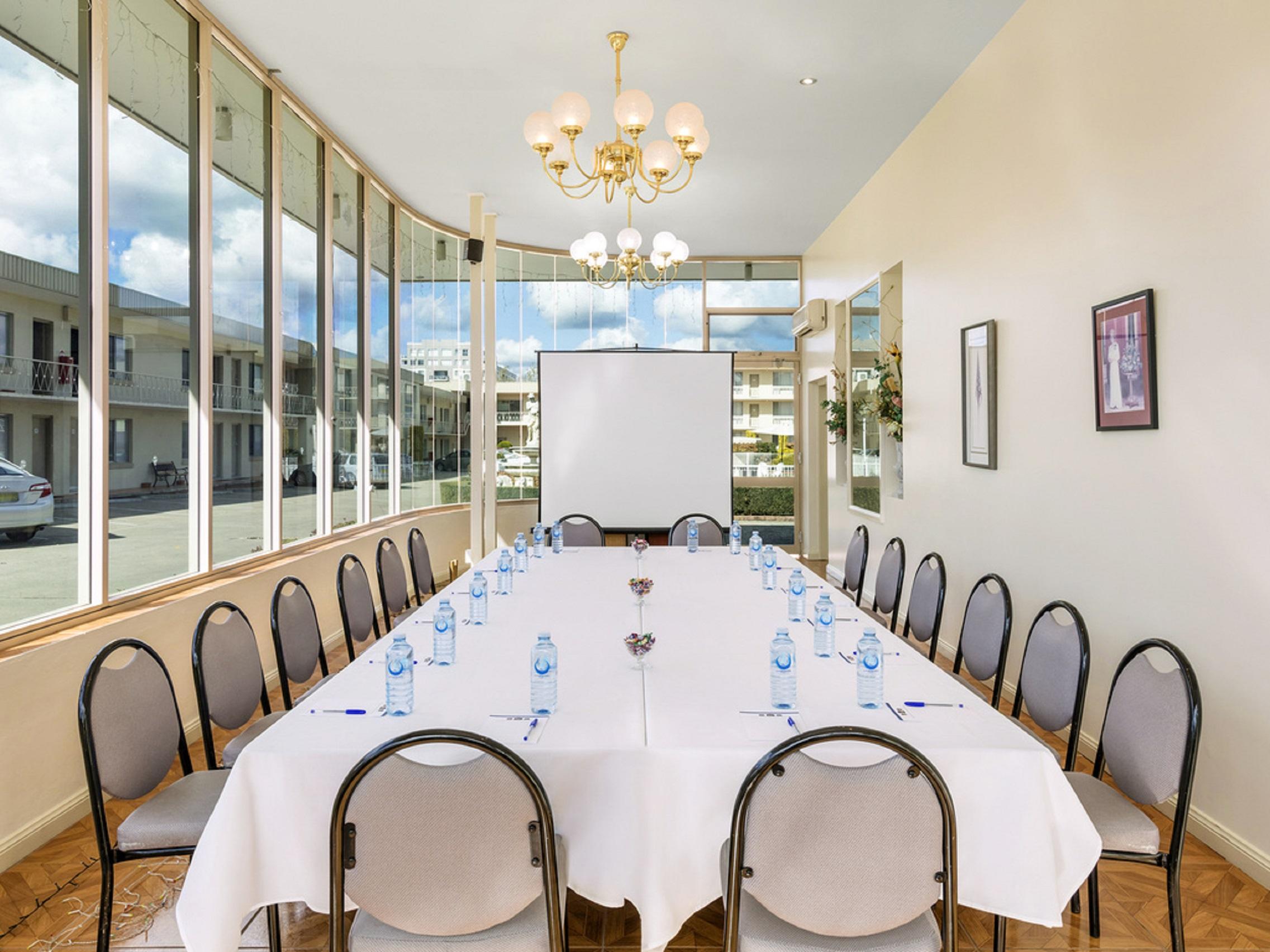 Breakfree Queanbeyan Motel Екстериор снимка