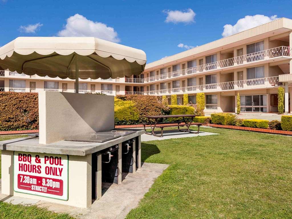 Breakfree Queanbeyan Motel Съоръжения снимка